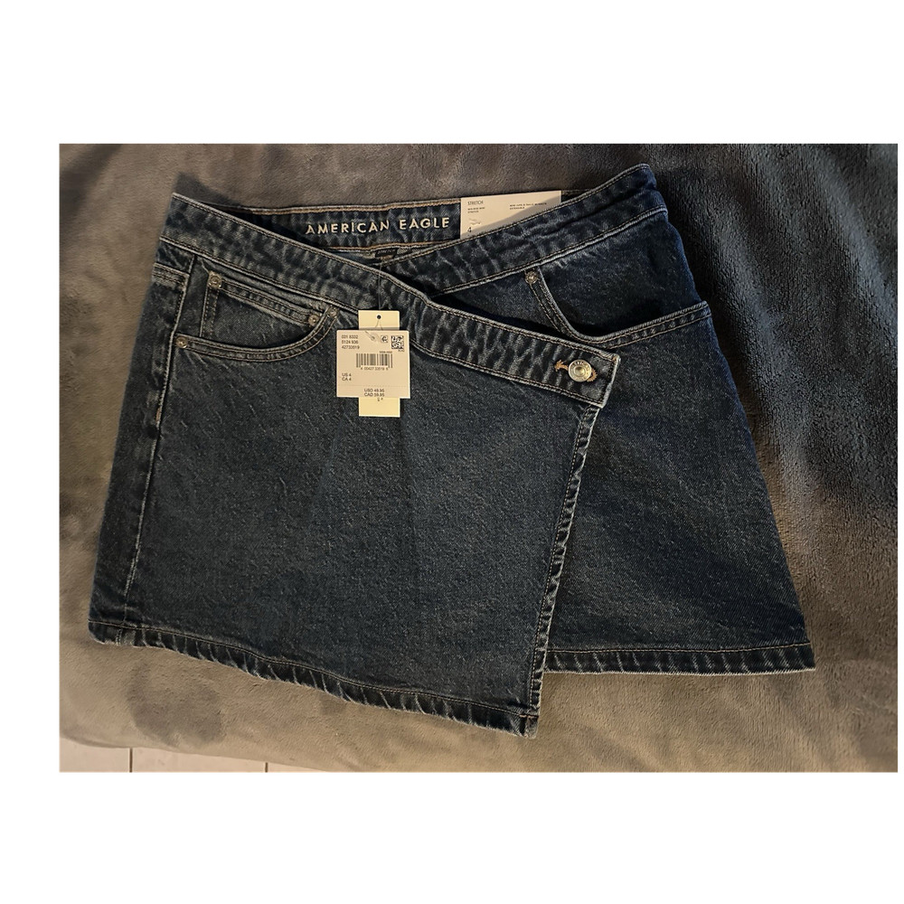 American Eagle Outfitters Mid-Rise Mini Denim Skirt Blue Stretch Pockets Size 4