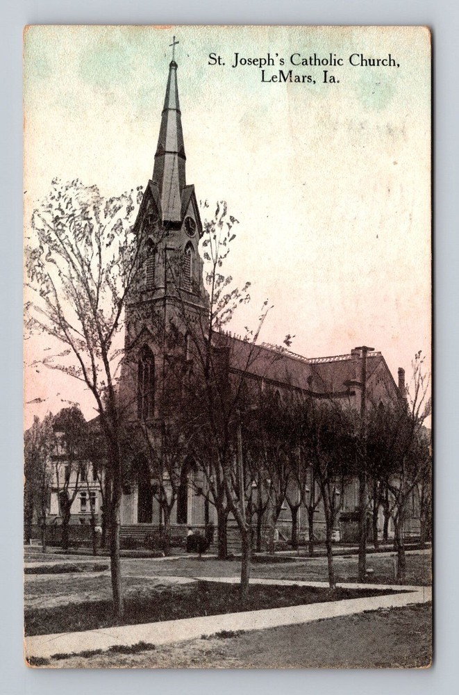Iowa IA LeMars St Joseph's Catholic Church Vintage Postcard