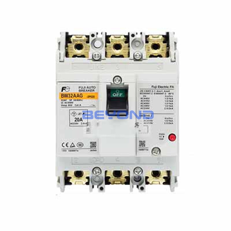 1PC New For Fuji circuit breaker BW32AAG 3P 5A air switch