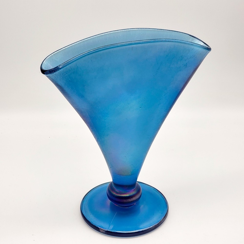 Fenton MMA  Iridescent Aqua Blue Stretch Glass Fan Vase 9'