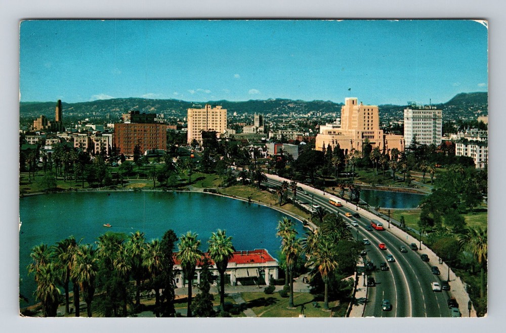 Los Angeles CA-California Wilshire Blvd MacArthur Park Vintage Postcard