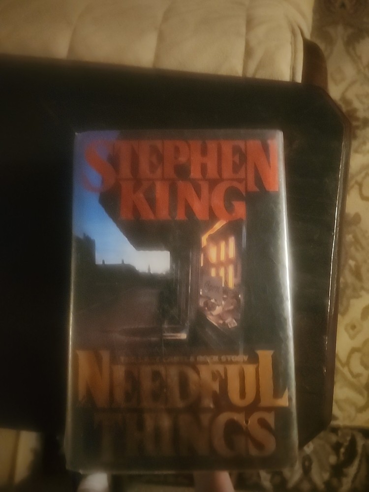 Stephen King NEEDFUL THINGS First Pub. 1991 Hardcover Dust Jacket   Library Book