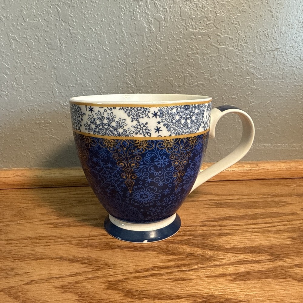 The English Mug Co Fine China 12 Oz Coffee Tea Footed Mug