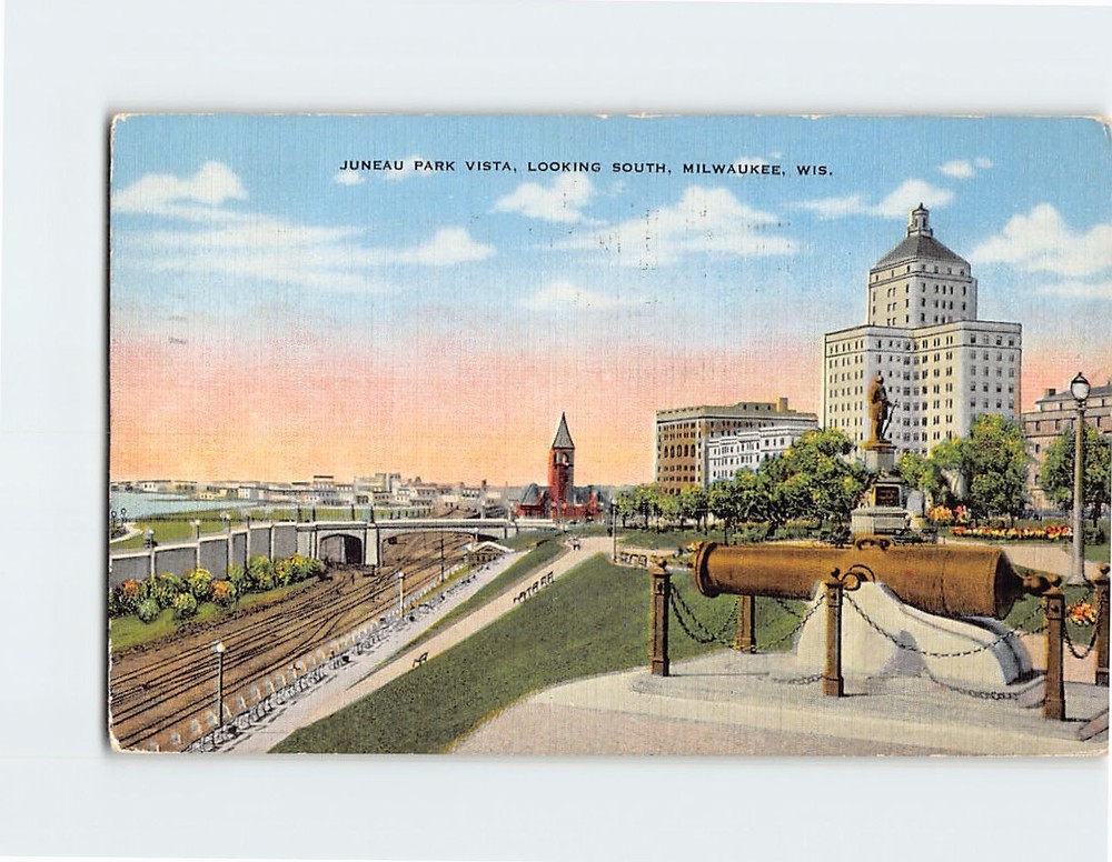 Postcard Juneau Park Vista Looking South Milwaukee Wisconsin USA