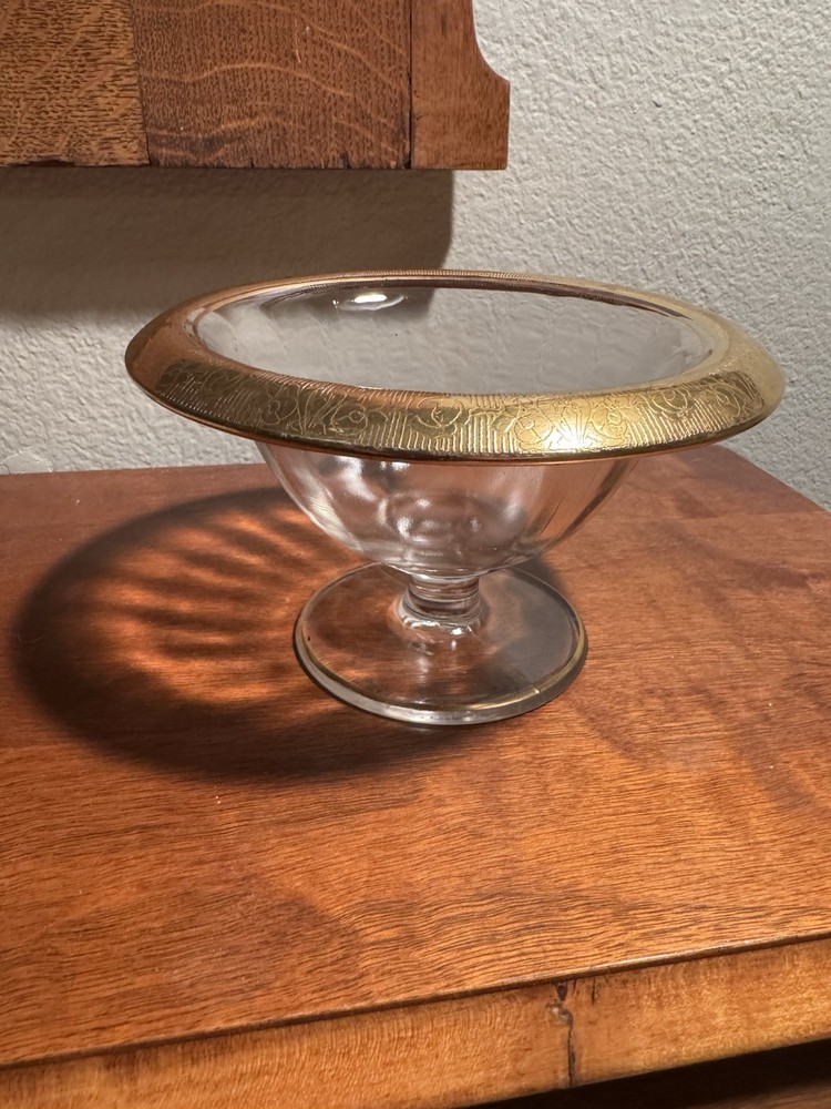 Gilded gold pedestal bowl for elegant home decor
