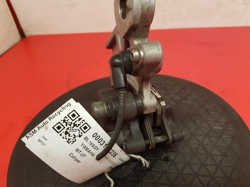 YAMAHA MT-07  REAR BRAKE CALIPER 2016 0.7L PETROL