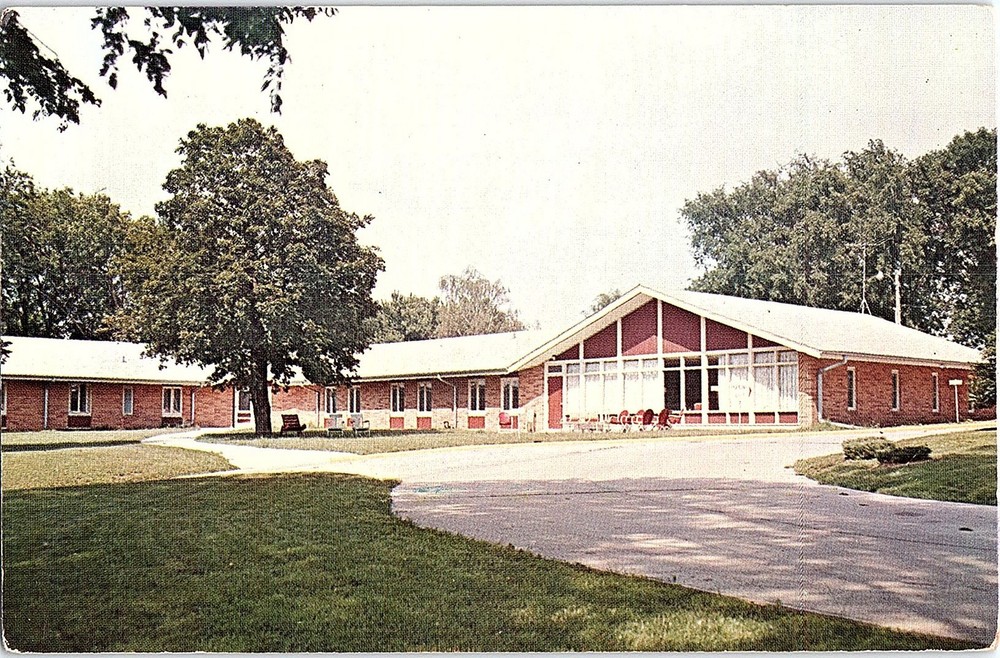 Chrome BUILDING SCENE Shenandoah Iowa IA m/09 AH8735