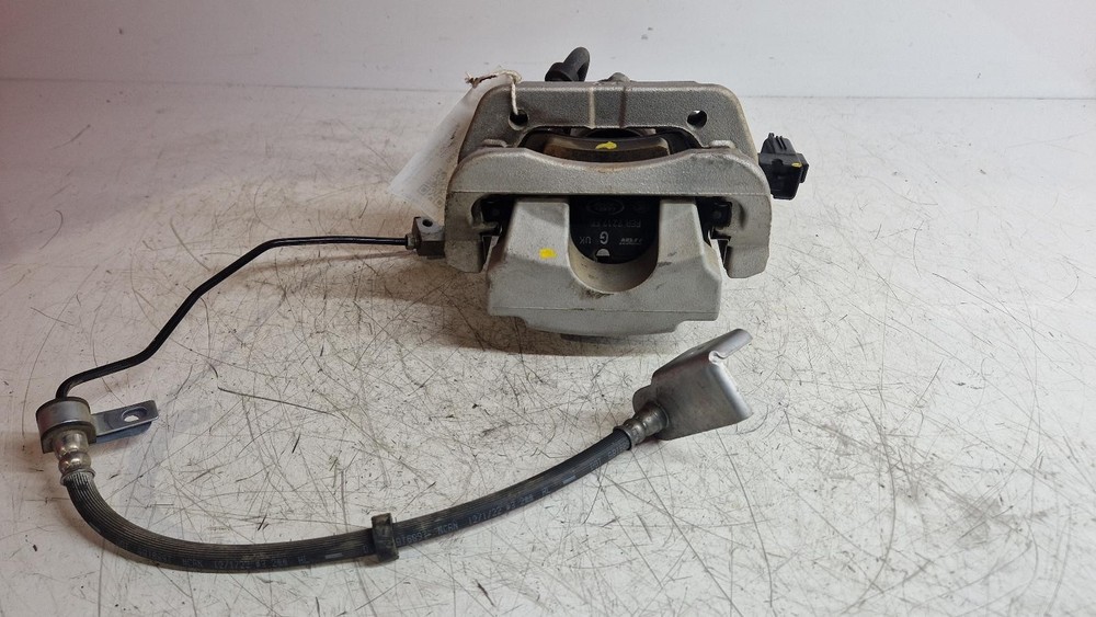 LANDROVER DEFENDER L663 2023 LEFT REAR BRAKE CALIPER 3.0L DIESEL D250 LR102246