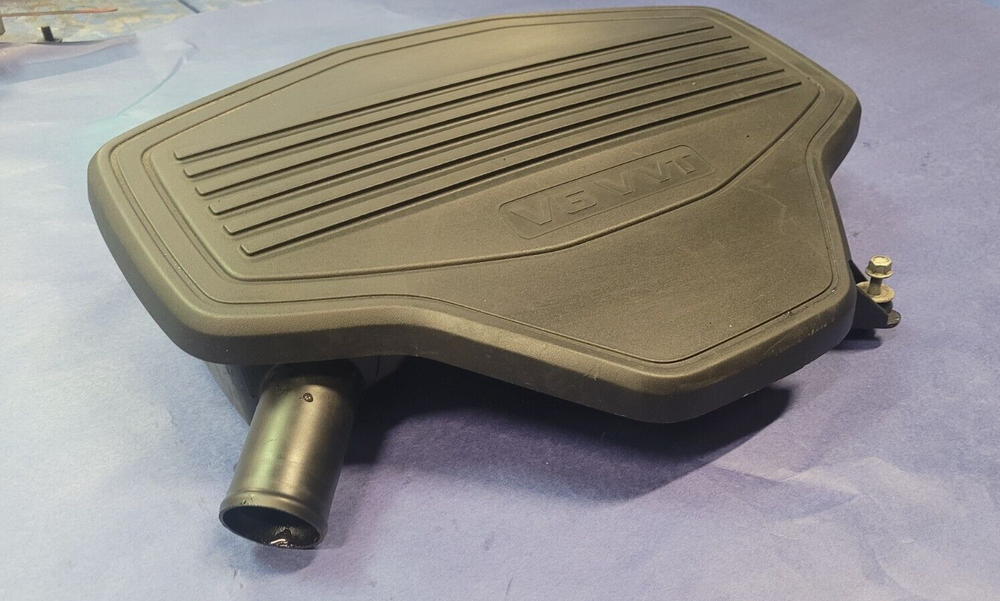 2017-2023 GMC Acadia 3.6L OEM Air Intake Outlet Duct Assembly 84013570