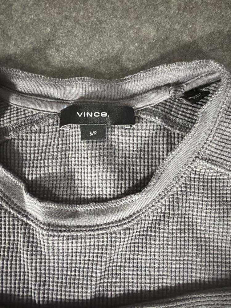 Vince Men’s Small Gray Waffle Knit Long Sleeve Thermal Shirt Crew Neck Casual