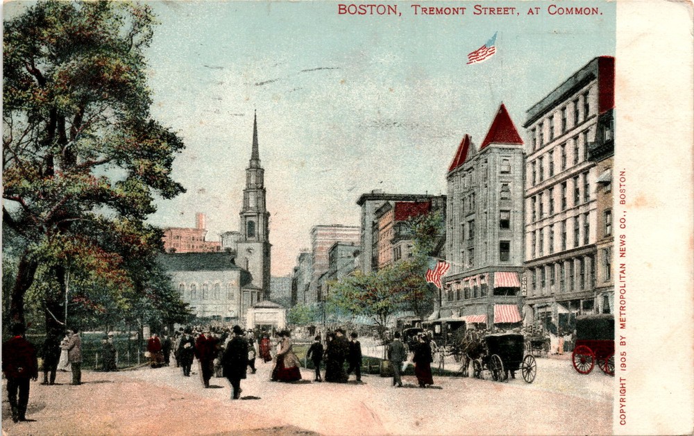 BOSTON, TREMONT STREET, AT COMMON. Postcard