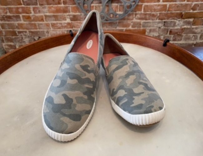 Dr. Scholl's Green Camo Print Jot It Down Slip-On Shoes Skimmer Sneakers New