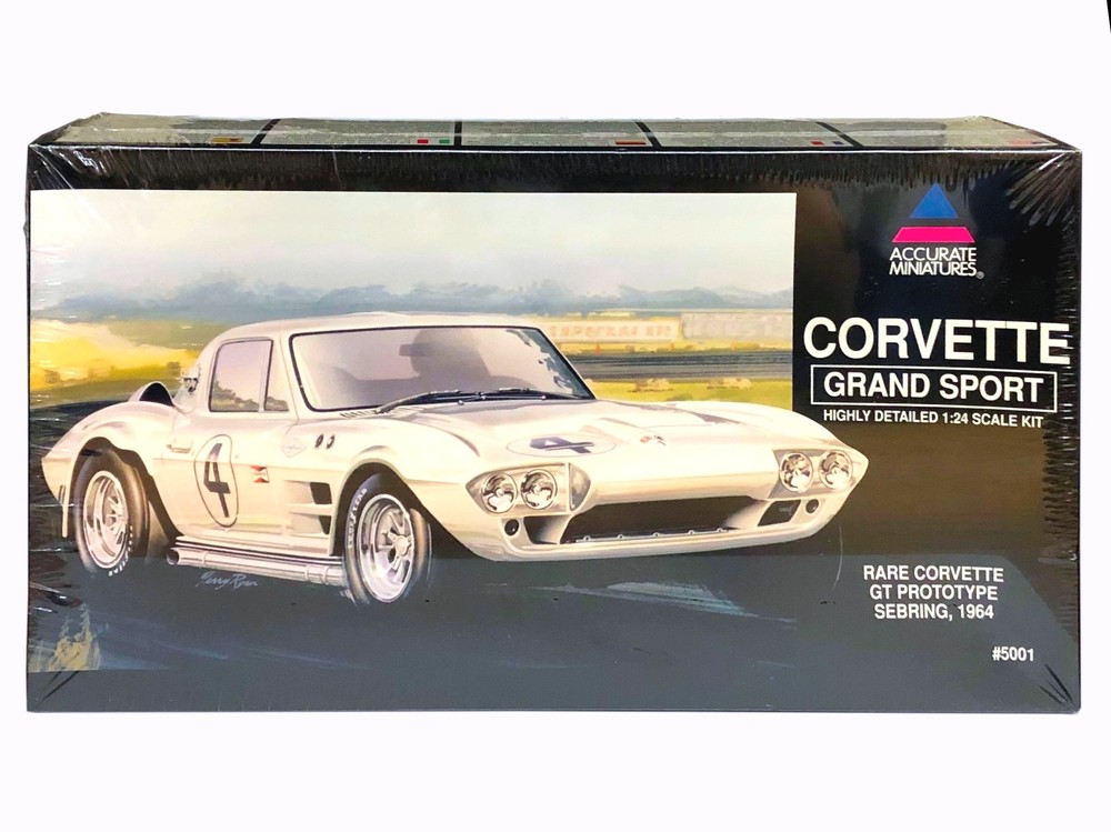 Accurate Miniatures 5001 1/25 Chevy Corvette Grand Sport Plastic Model Kit-image