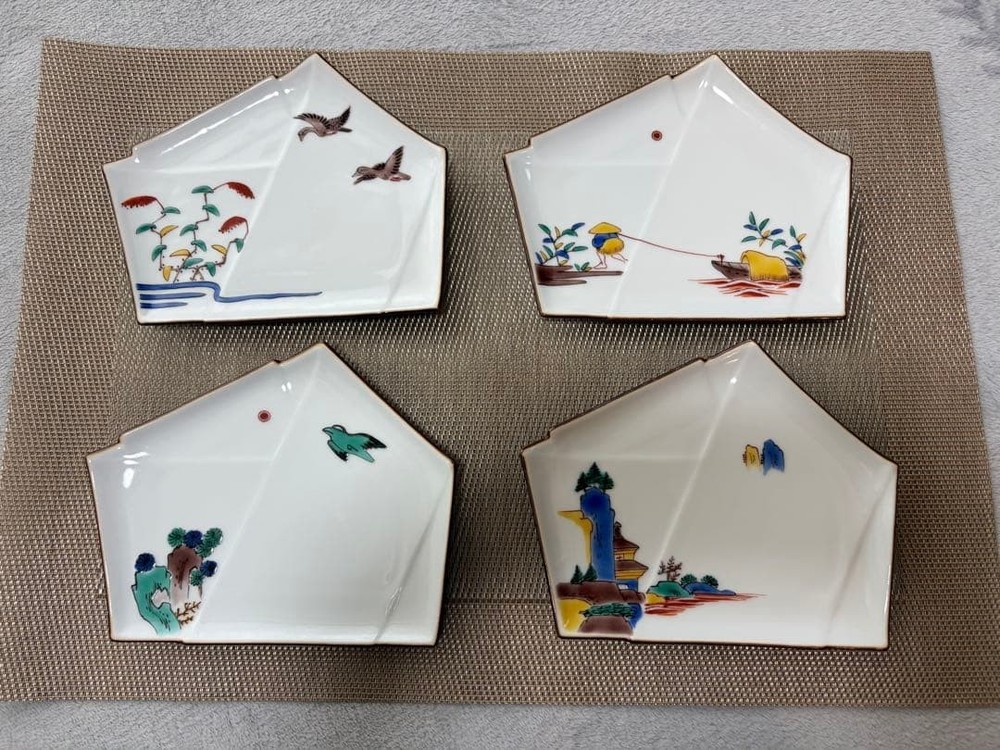 Kutani Ware Kamide Choemon Deformed Pentagon 4 Plates Colorful Pattern Japan