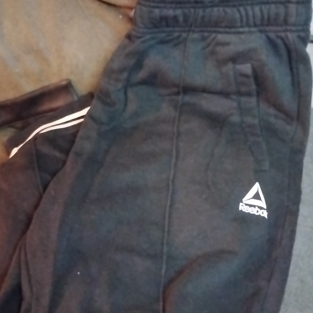 Reebok Men's Black Sweatpants L Pockets Elastic Waist Tapered Gym Training