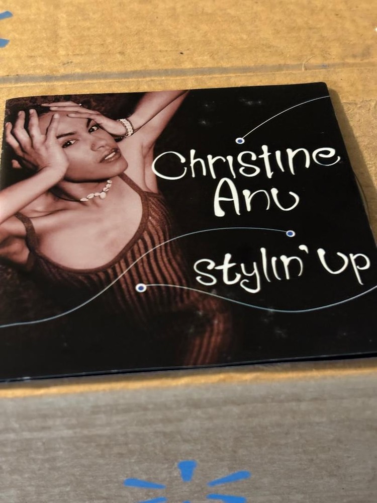 Christine Anu Stylin' Up CD ( NO JEWEL CASE. DISC AND BOOKLET ONLY!!)