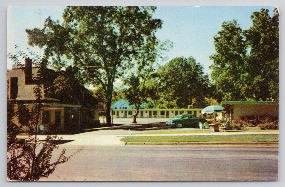 Golden Cherry Motel Opelika Alabama Postcard 1950s Vintage Photochrome