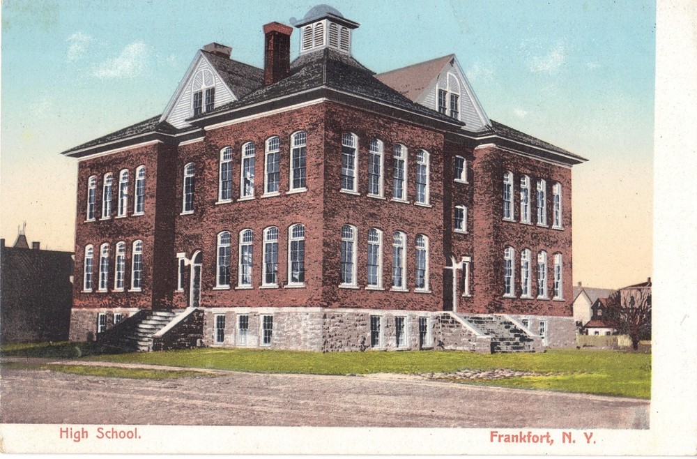 Frankfort NY  High School  UDB  Postcard UNPOSTED EXCL