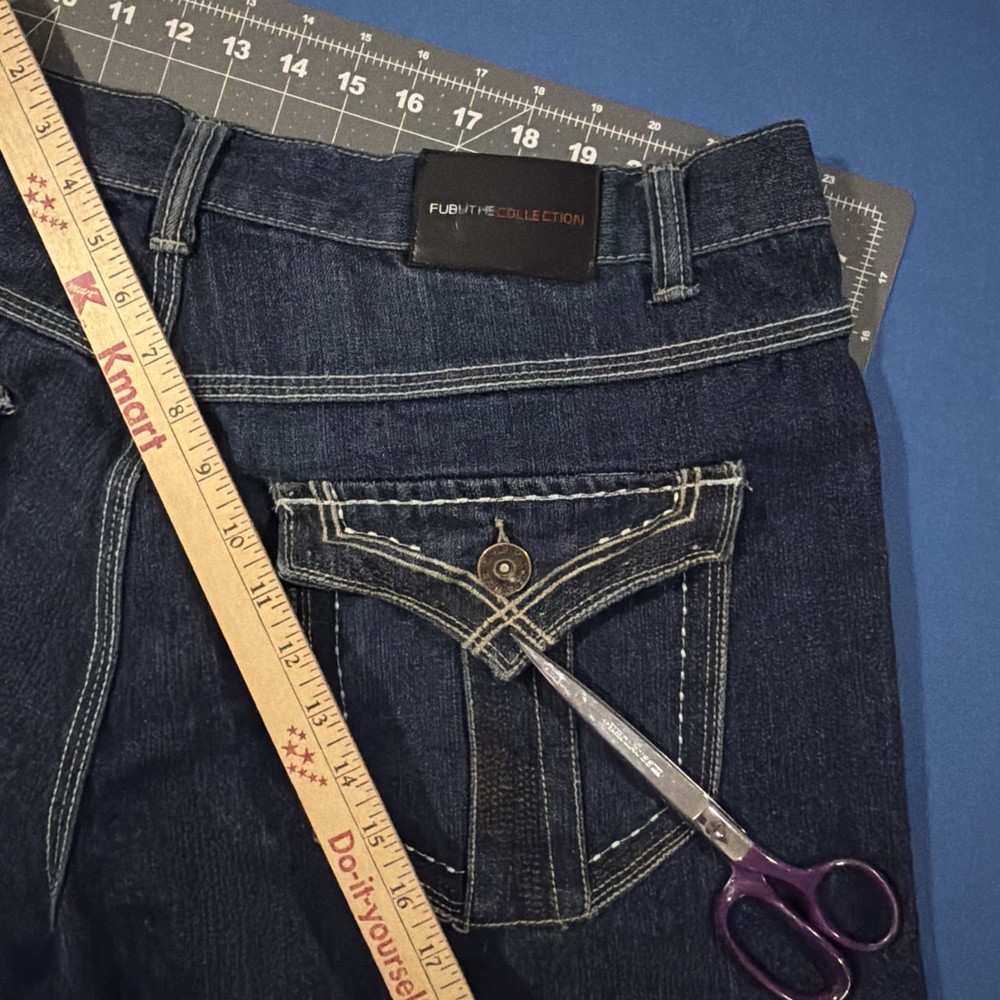VTG FUBU Jean Shorts Mens 38x11 Blue Flap-Pocket Baggy Wide-Leg Y2K Urban