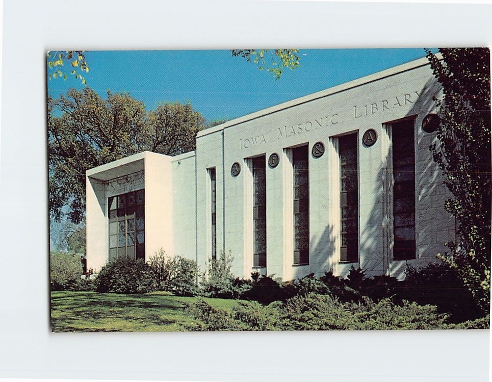 Postcard Iowa Masonic Library Museum & Administrative Building Cedar Rapids Iowa