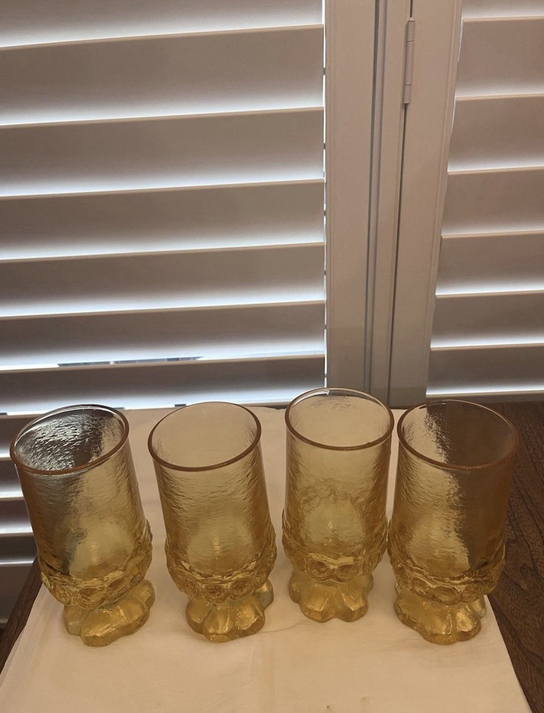 VTG Franciscan Cornsilk Water Goblets Set of 4