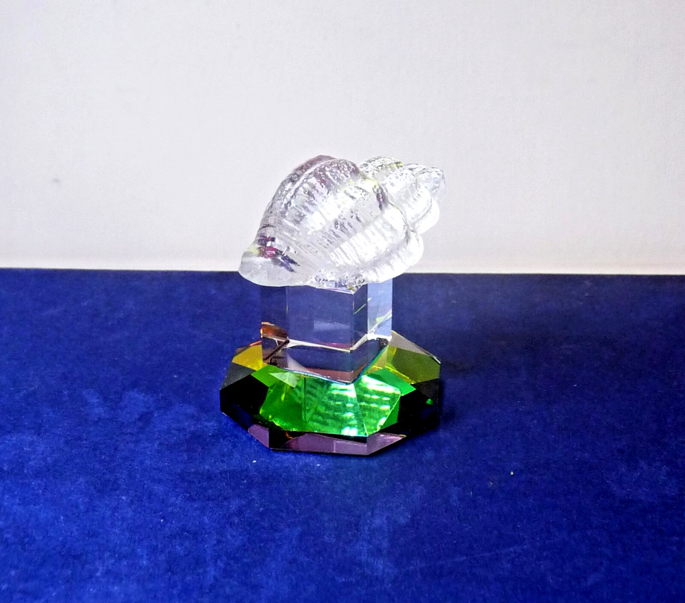 Rare Vintage Austrian Crystal Argonaut Shell On Pedestal Figurine