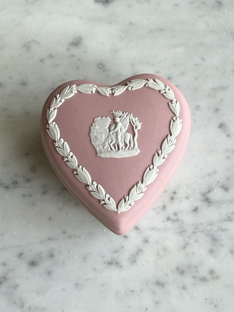 Wedgwood Jasperware Light Pink & White Heart Trinket Box