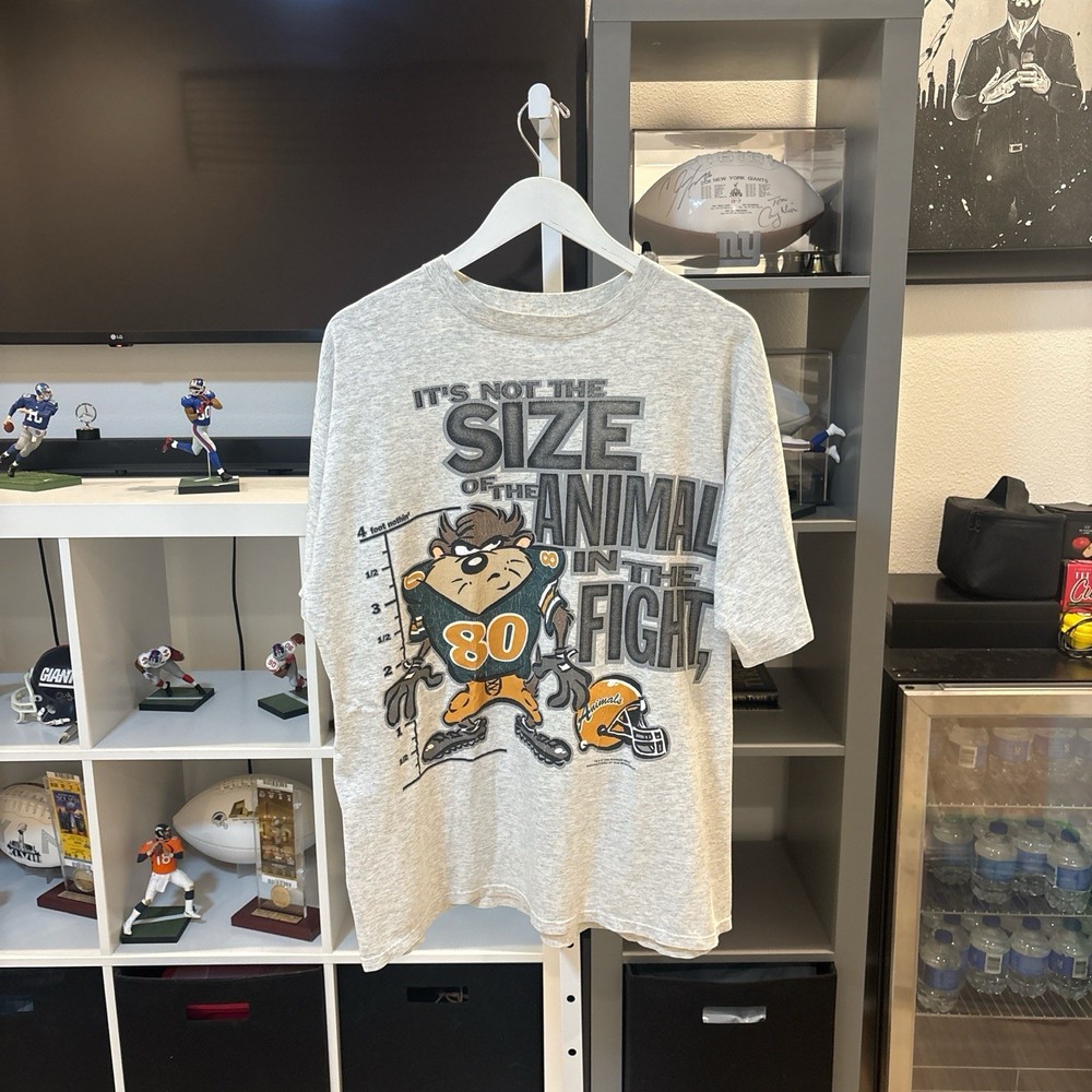 RARE Vintage 90s Single Stitch Looney Tunes Taz Football Sports Graphic Tee
