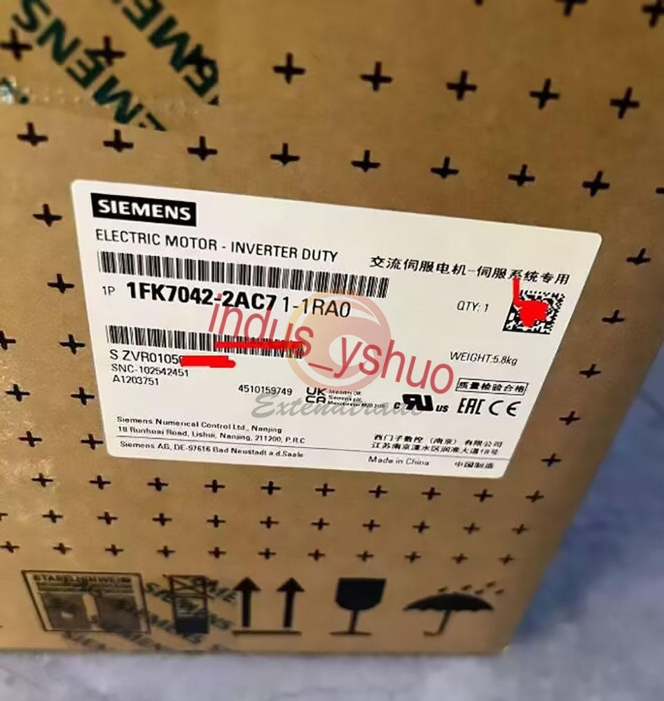 1PC NEW SIEMENS Servo Motor 1FK7042-2AC71-1RA0