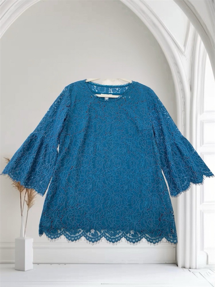Isaac Mizrahi Womens Bell Sleeve Floral Lace Top Size Small Coquette Summer Chic