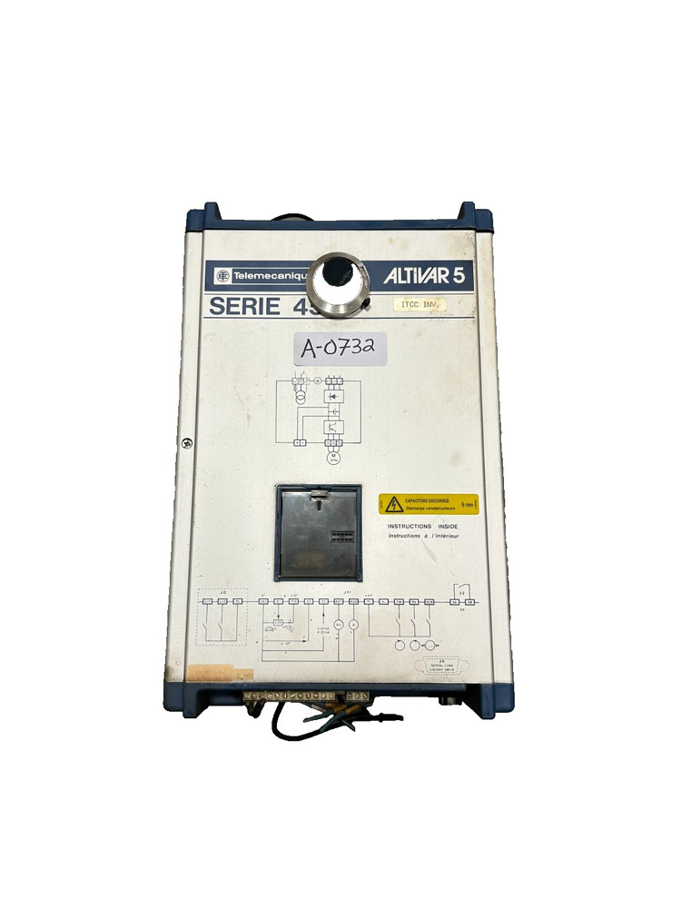Telemecanique Altivar 5 ATV452U40N Variable Frequency Drive 460V 3-Phase