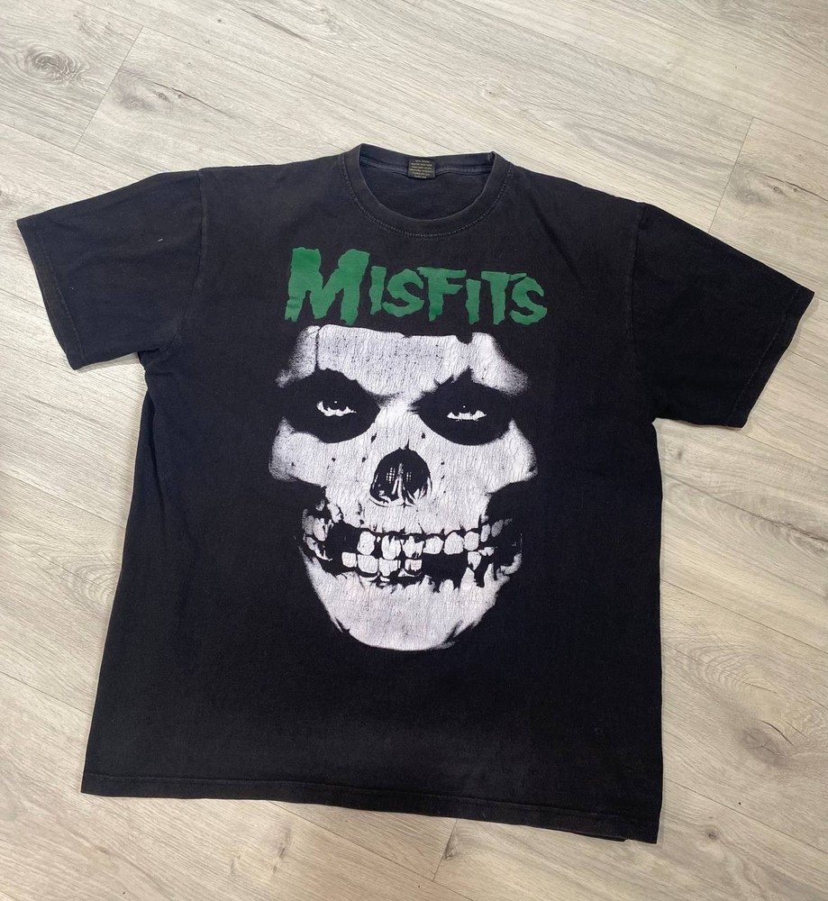 2002 The Misfits skull t-shirt XL tag vtg 00s y2k horror punk rock cinder block