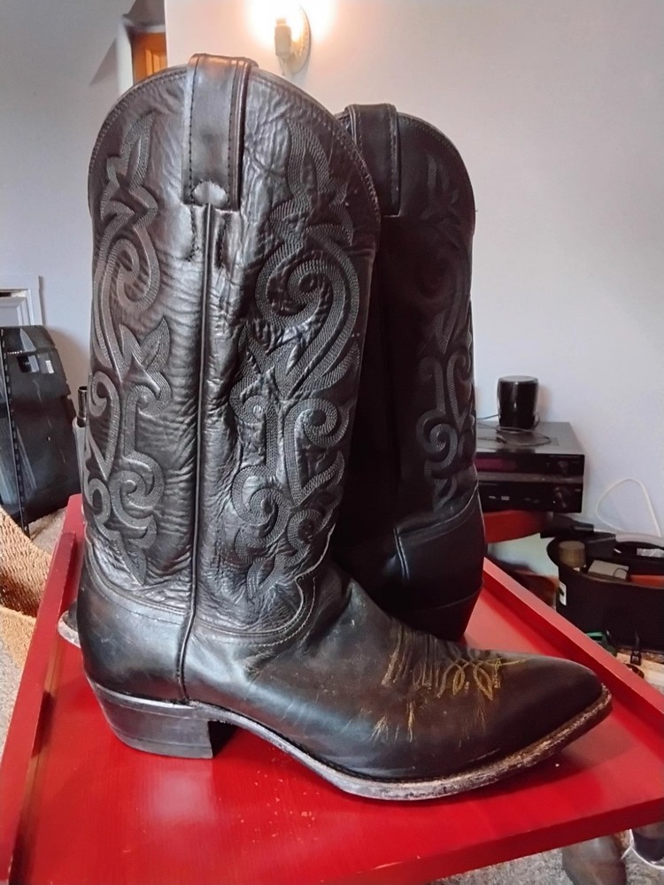 Justin 1434 Distressed Western Cowboy Boots for Men with Embroidered Detail