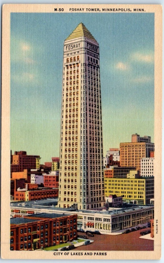 Postcard - Foshay Tower, Minneapolis, Minnesota, USA
