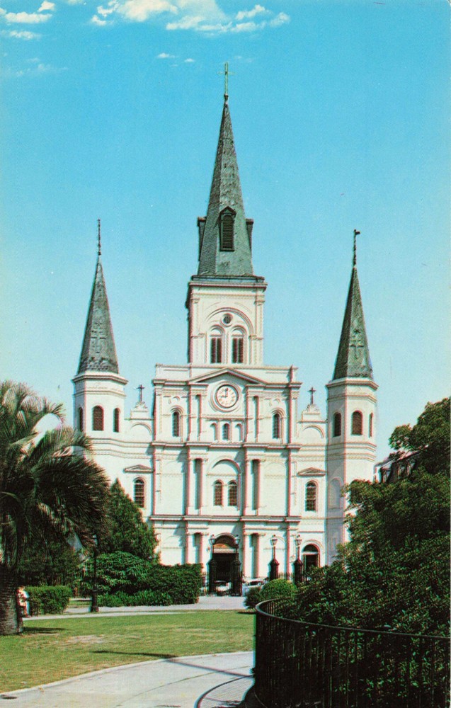 St Louis Cathedral - Jackson Square - New Orleans Louisiana LA - Postcard