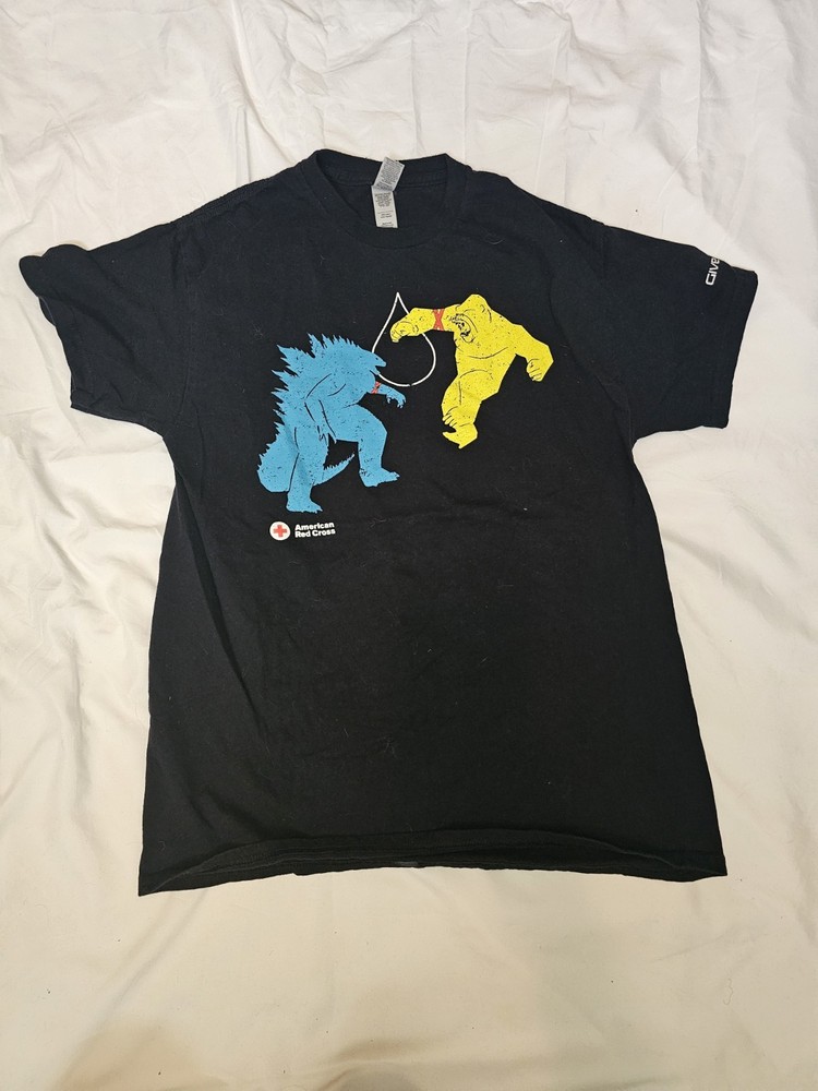 Red Cross Godzilla Vs Kong Men's Graphic T Shirt Size M Black Short Sleeve Tee