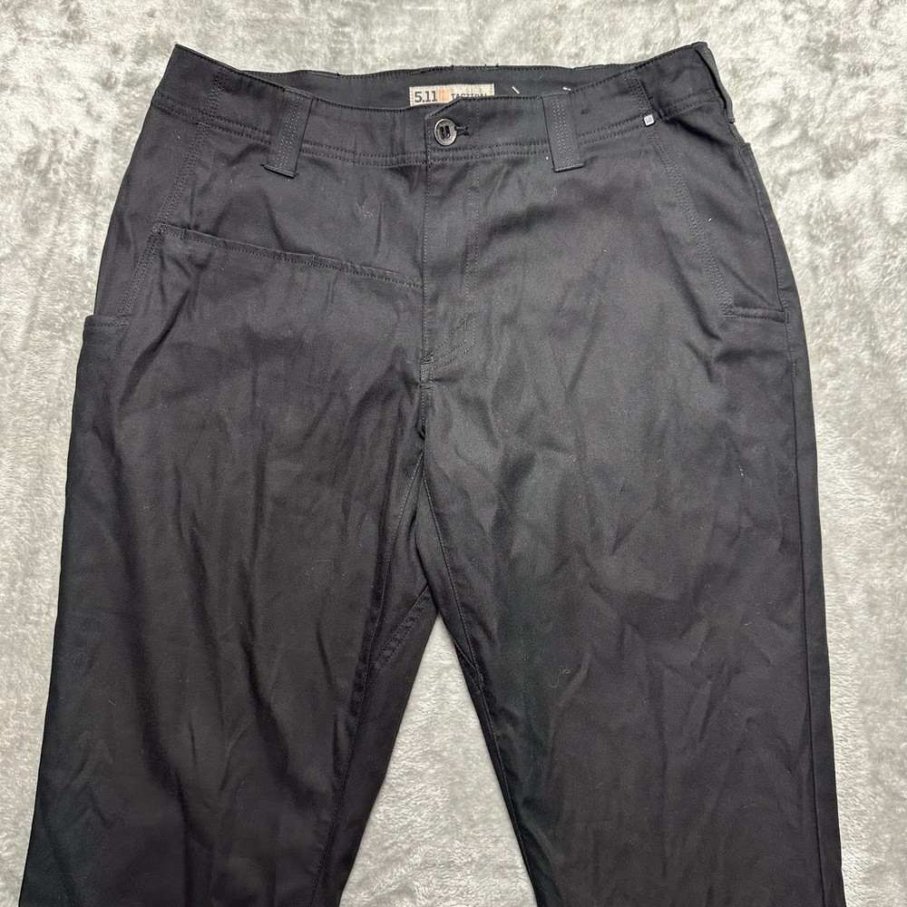 5.11 Tactical Pants Men's 32x30 Black Edge Chino Workwear Security 74481-019
