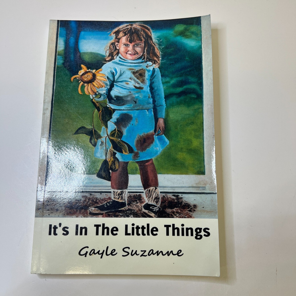 Its In The Little Things - Paperback By Suzanne, Gayle