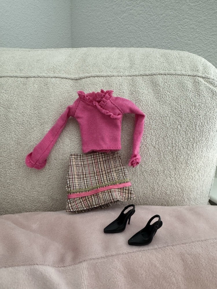 Barbie Fashion Fever Complete Outfit Pink Work Attire Black Heels