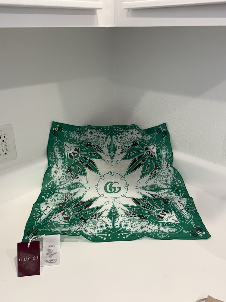 Gucci GG Logo Sailor Green/White 55cmx55cm Cotton Square Scarf, Bandana, NWT