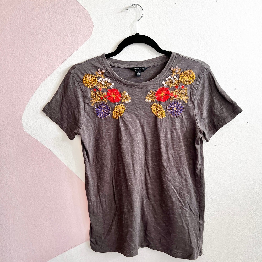 Lucky Brand Embroidered T-Shirt Women's Size Small Gray Boho Floral Print