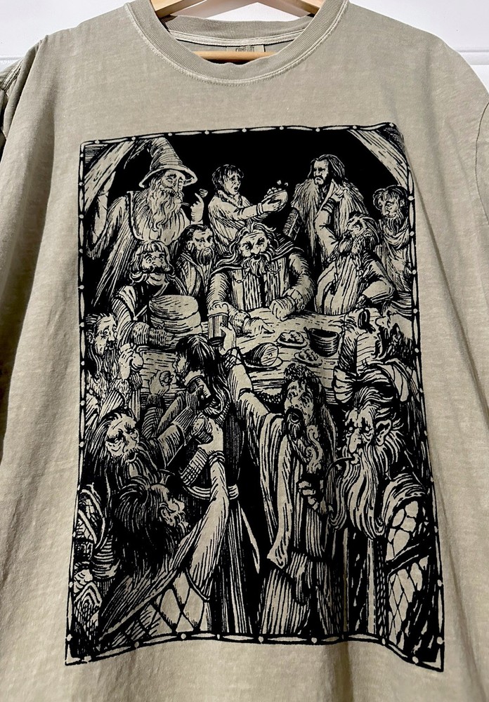 Vtg Lord of The Rings Hobbit Bilbo Dwarves T-Shirt Custom Limited Art Print XL