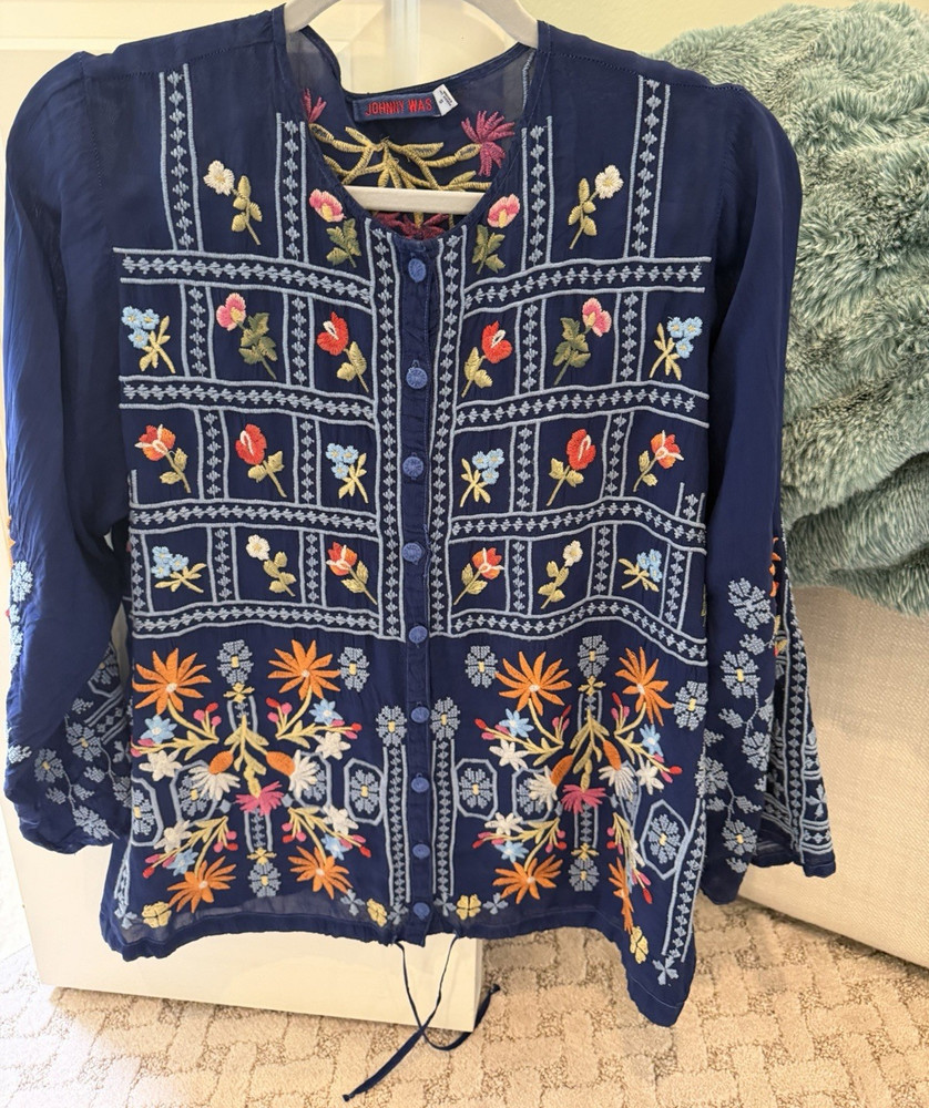 Johnny Was S Blue Floral Embroidered V-Neck Chiffon Button-Front Blouse
