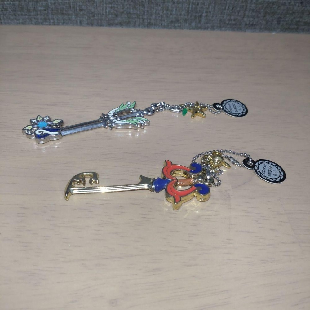 Figure Promised Amulet Kingdom Hearts Keyblade Collection 2-Piece Set