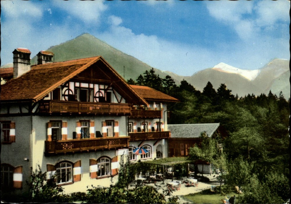 Austria Reutte Tirol Alpanhotel Urisee lake inn mountains snow ~ postcard sku367