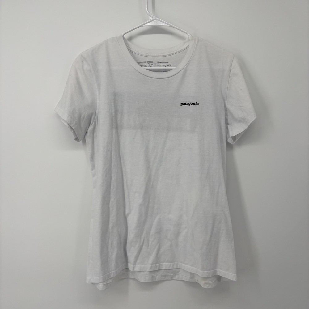 Patagonia P-6 Logo White Responsibili-Tee T-shirt Organic Cotton Size Medium