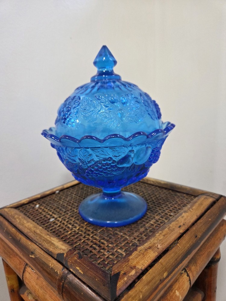 Vtg Westmoreland Blue Glass Compote/Candy Dish w/ Lid Raised Vineyard Pattern EU