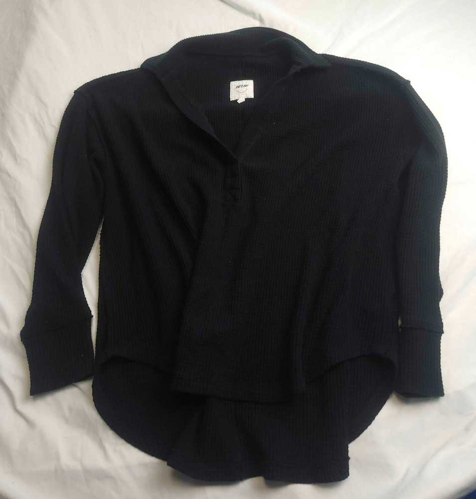 Aerie Top Womens Small Black Waffle Knit Thermal Minimalist Grandmacore Pullover