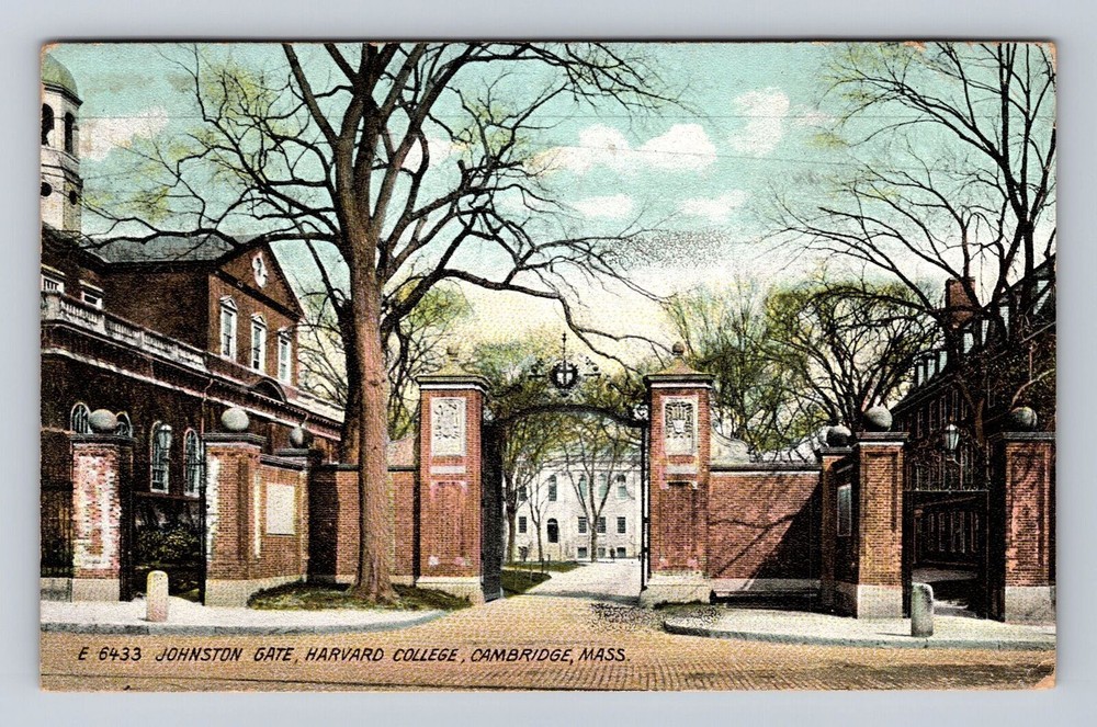 Cambridge MA-Massachusetts, Johnston Gate, Harvard College, Vintage Postcard
