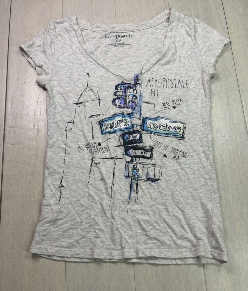 Aeropostale Juniors S Gray T-Shirt  V-Neck Short Sleeve